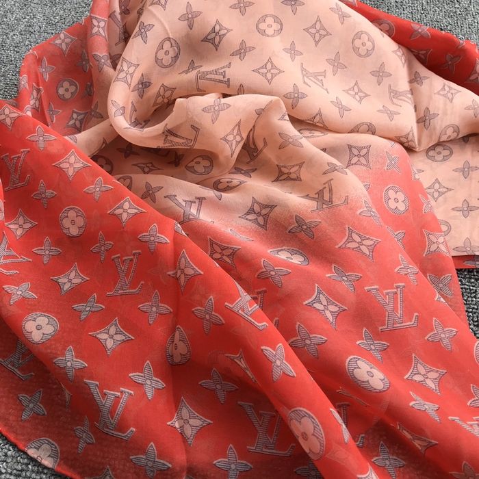 Louis Vuitton Scarf LVS00166